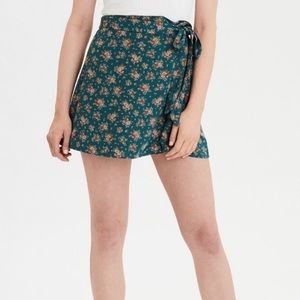 NWT American Eagle Floral High Waisted Wrap Skirt